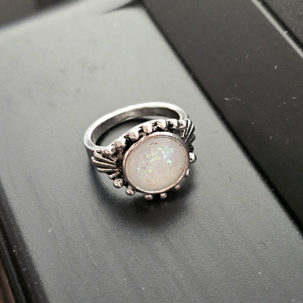 FOREVER WEAR SILVER RAINBOW  🌈 MOONSTONE  HOT STYLE SIZE 6 RING 1 LEFT